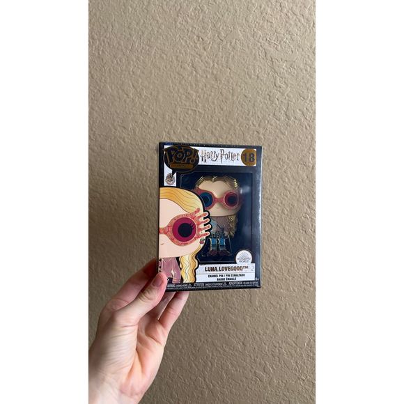 Luna Lovegood Funko Pop Pin Harry Potter #18 - Picture 1 of 7